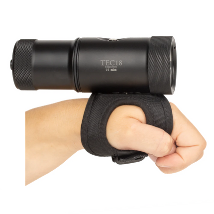 TEC18 (1,800 lumen handheld tec light)